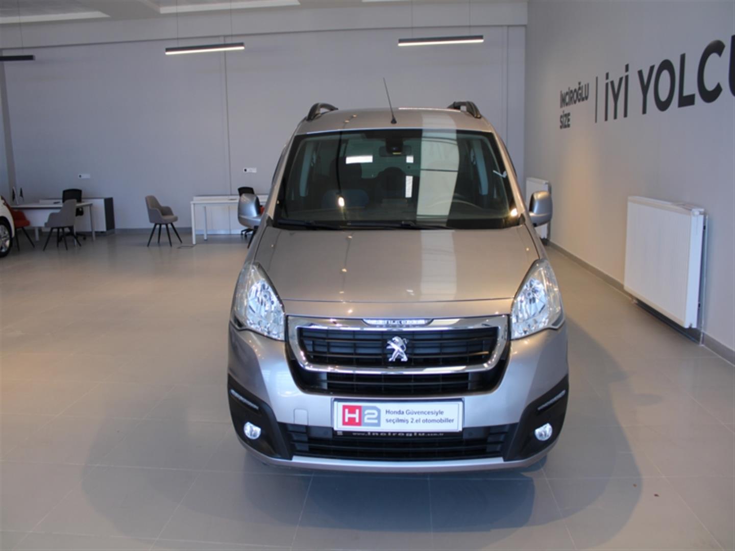 Peugeot / Partner / 1.6 HDi Comfort Pack / Değişensiz hatasız. 2+1  klimalı..! at  - 1142054625