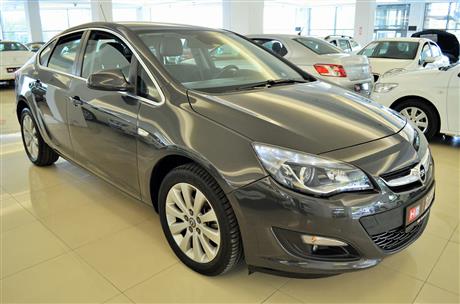 Opel Astra sedan 2016